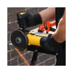 TOUGH MASTER® Corded Angle Grinder 125mm Grinding Disc 230V Handheld Electric Angle Grinder With Wrench, Auxillary Handle, Wheel Guard & 2 X Carbon Brushes - 900 Watts + 3 X 125mm Diamond Blades -ToolMax Store tm ag125er 04 1