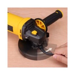 TOUGH MASTER® Corded Angle Grinder 125mm Grinding Disc 230V Handheld Electric Angle Grinder With Wrench, Auxillary Handle, Wheel Guard & 2 X Carbon Brushes - 900 Watts + 3 X 125mm Diamond Blades -ToolMax Store tm ag125er 05 1